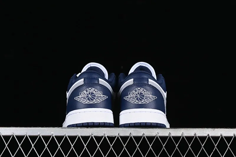 All categories Air Jordan Jordan series basketball shoes Air Jordan 1 Low G version pure original Air Jordan 1 Low AJ1 Joe 1 white blue gray low-top cultural basketball shoes 553558-141